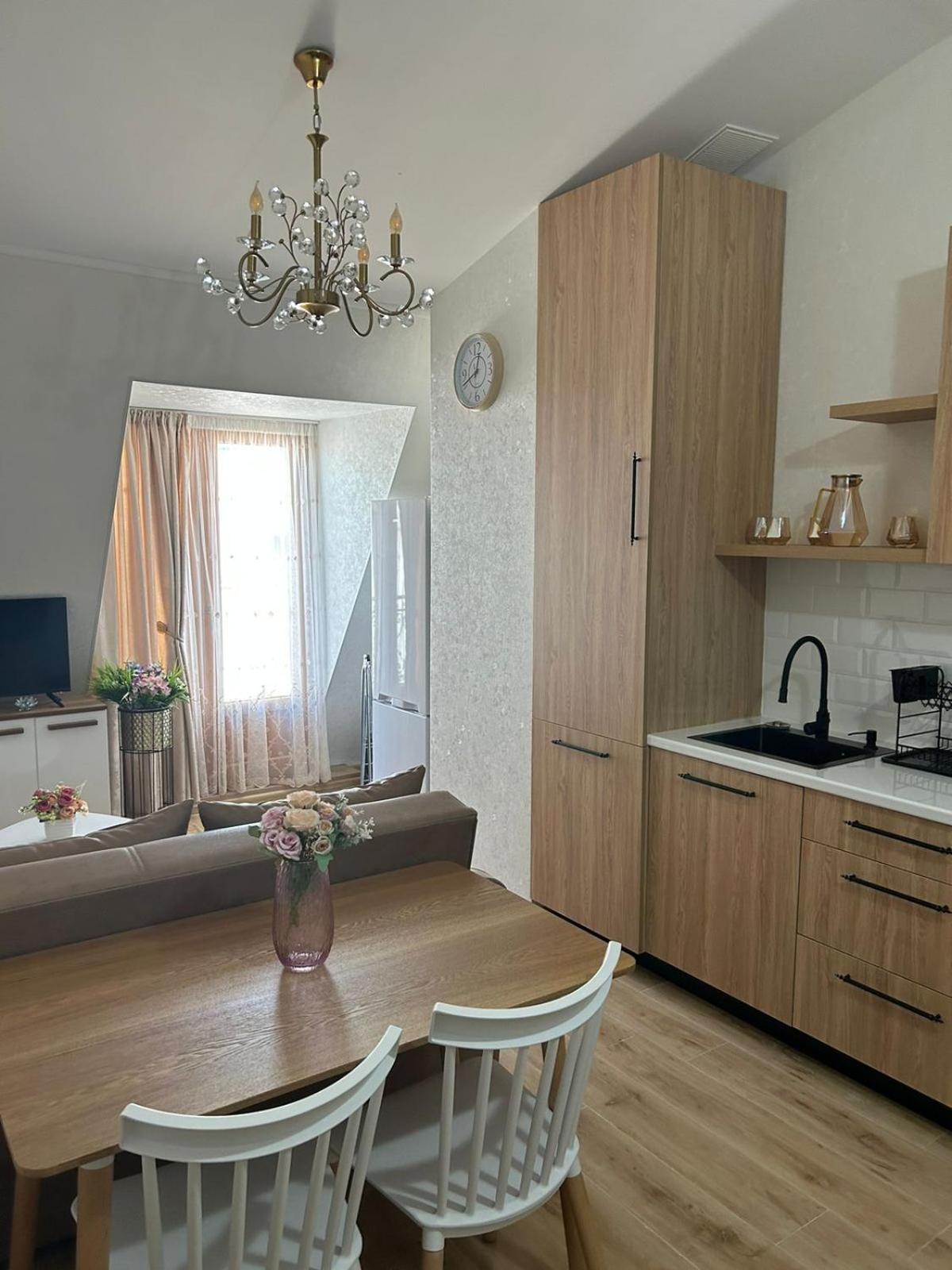 Apartment In Agmashenebeli Тбилиси Екстериор снимка